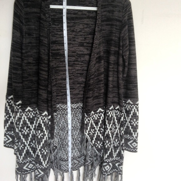 Harlow Aztec design sweater - Picture 4 of 6